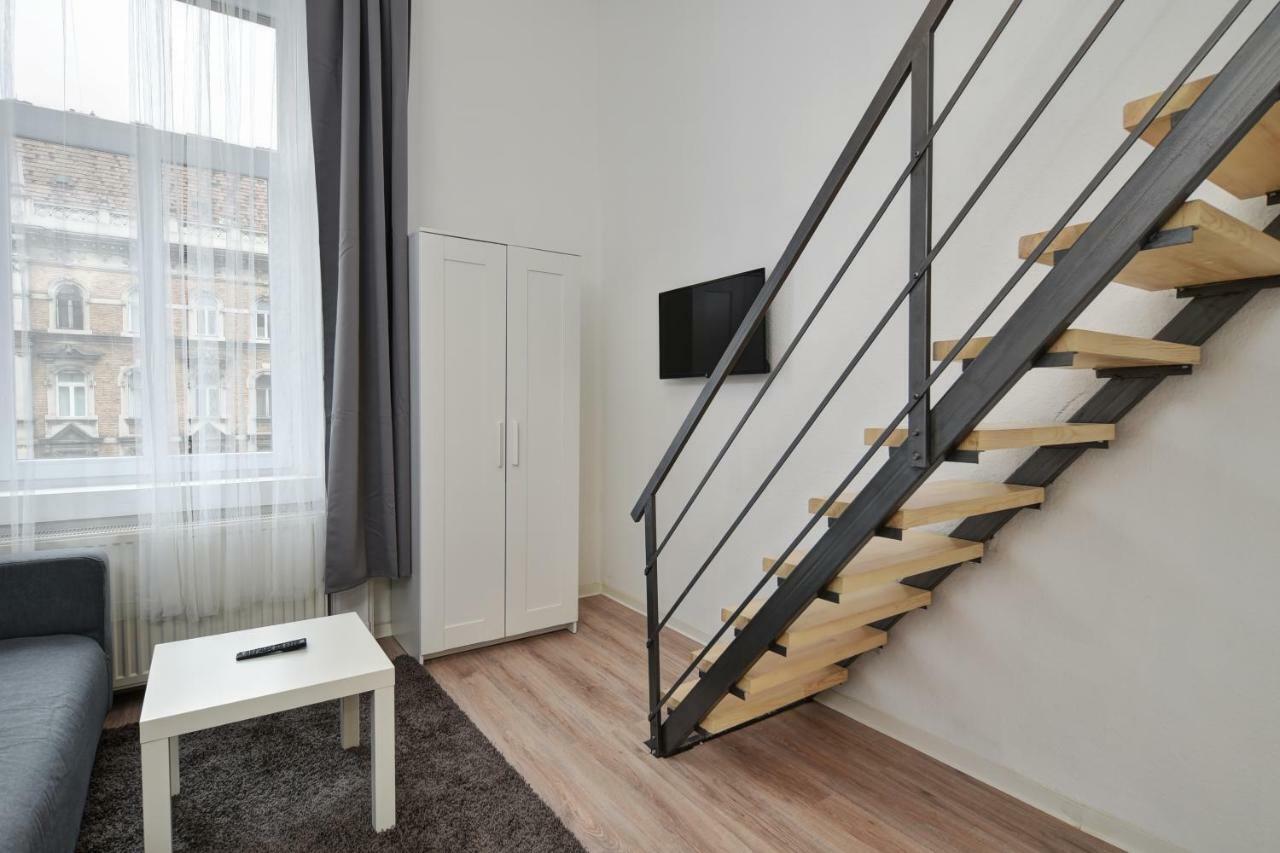 Heart Of Downtown Apartment Budapest Exterior foto