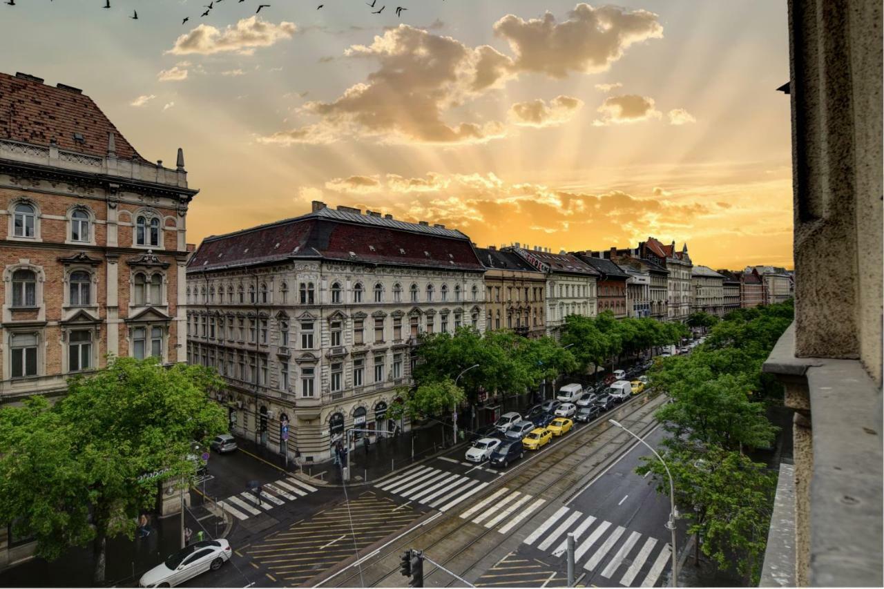 Heart Of Downtown Apartment Budapest Exterior foto