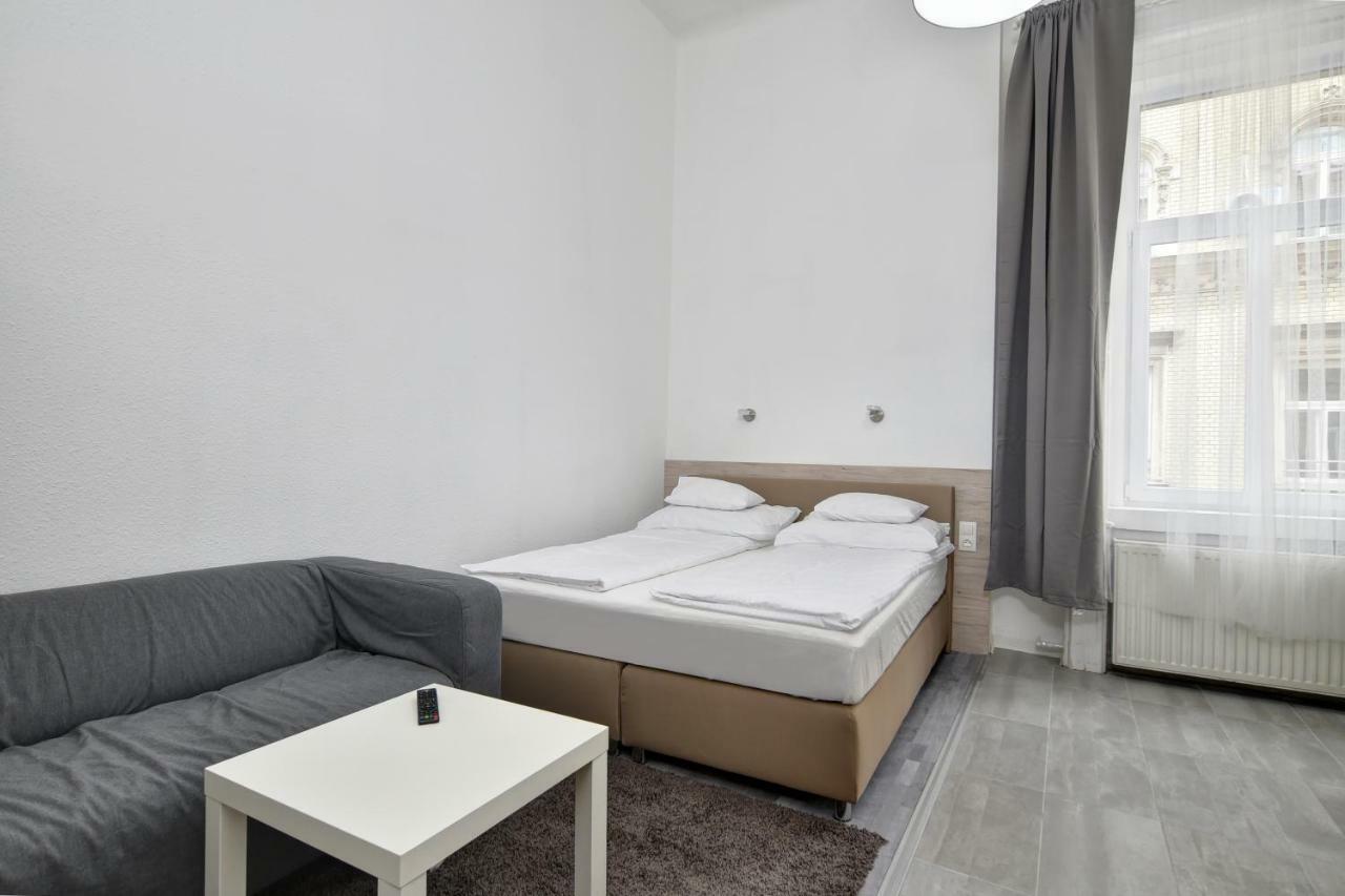 Heart Of Downtown Apartment Budapest Exterior foto