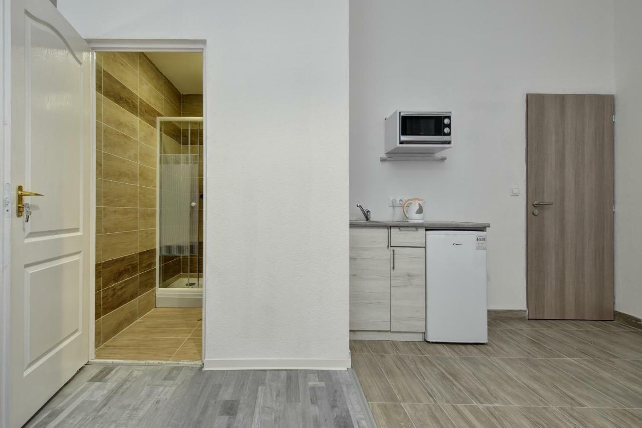 Heart Of Downtown Apartment Budapest Exterior foto